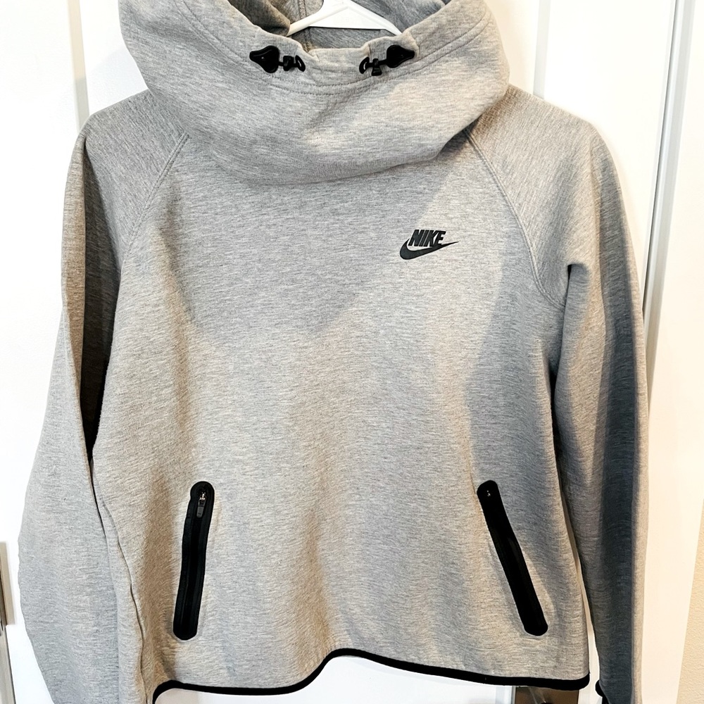 Cowell Neck Grey Nike Sweatshirt